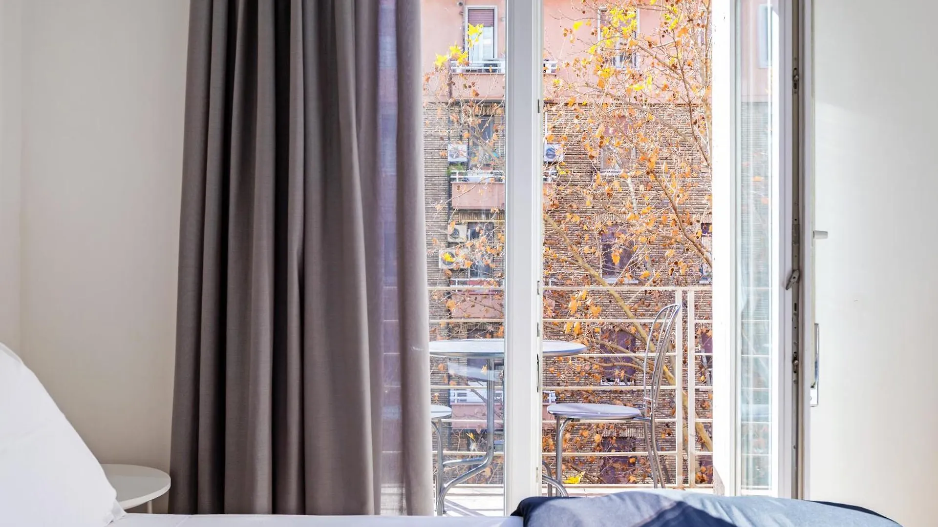 Luciano Colosseo Apartment Rome