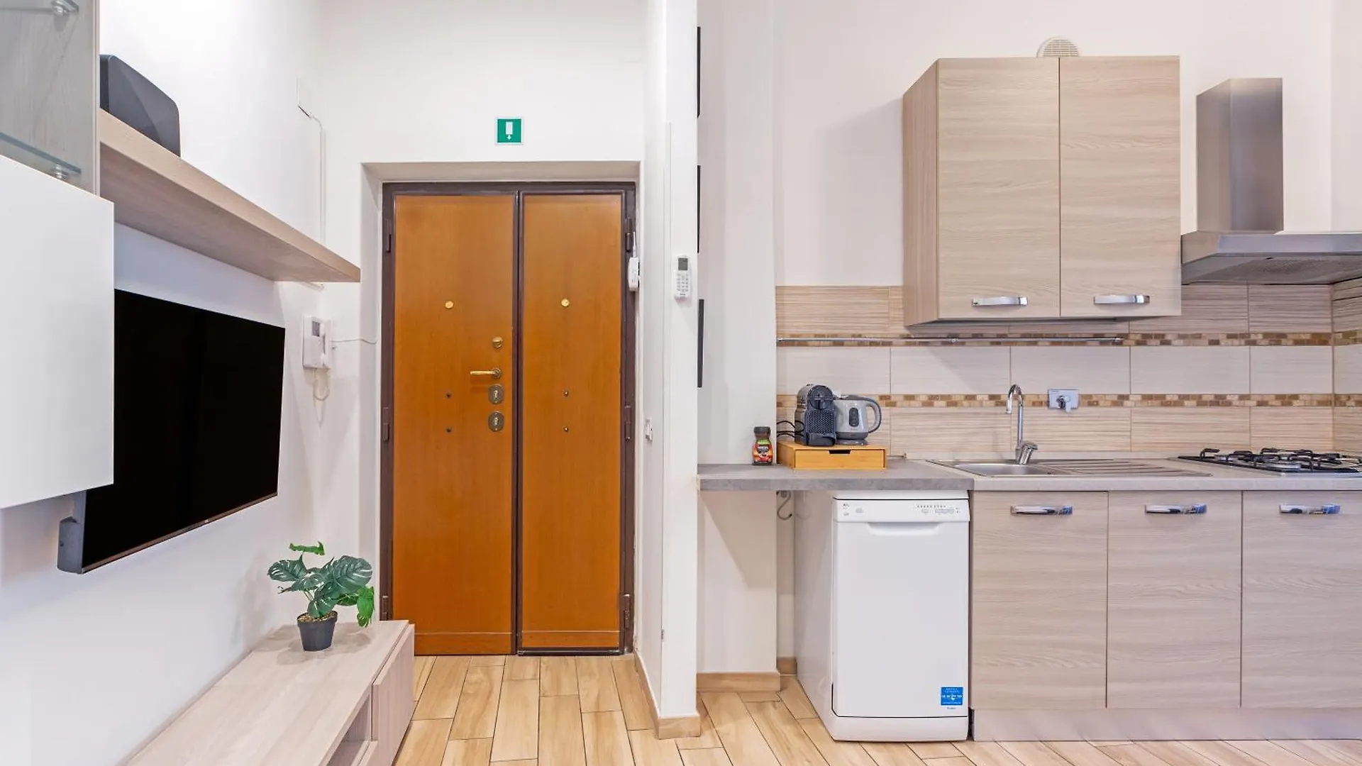 Luciano Colosseo Apartment Rome