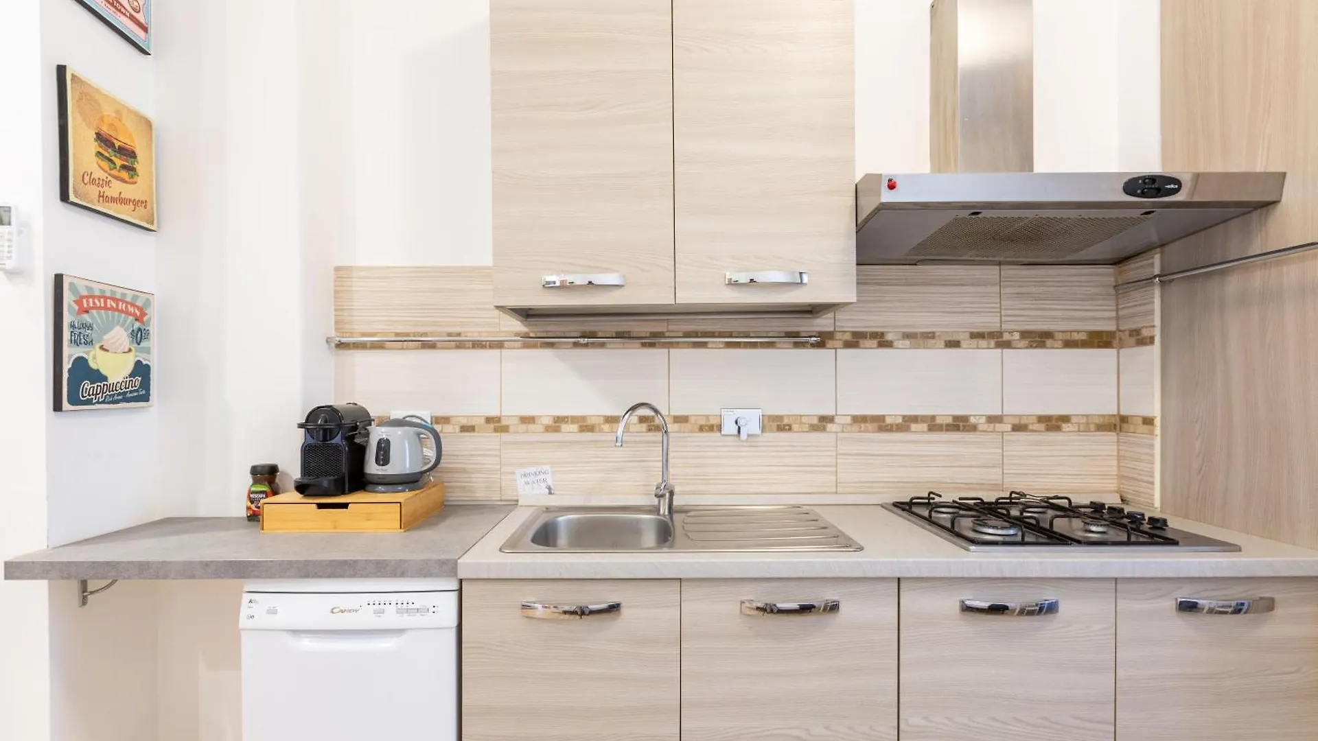 Luciano Colosseo Apartment Rome